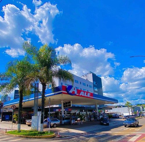 Posto de combustíveis do Grupo Família Pires em Itabira, Minas Gerais
